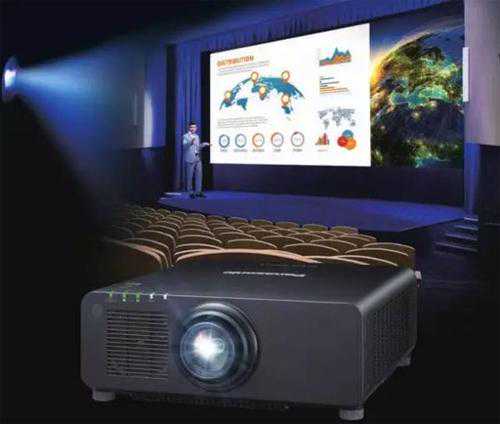 松下PT-FRZ67C系列闪耀上市！