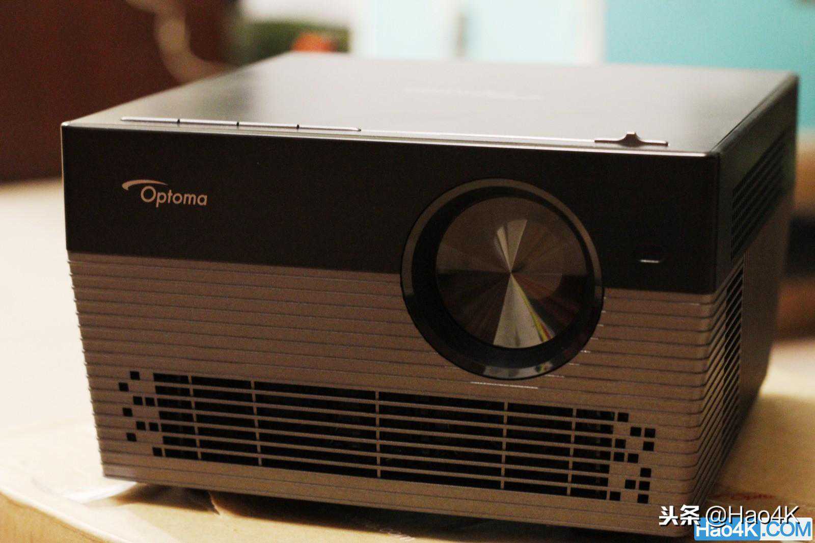 奥图码Optoma最新的4K投影机UHL55详细图文评测