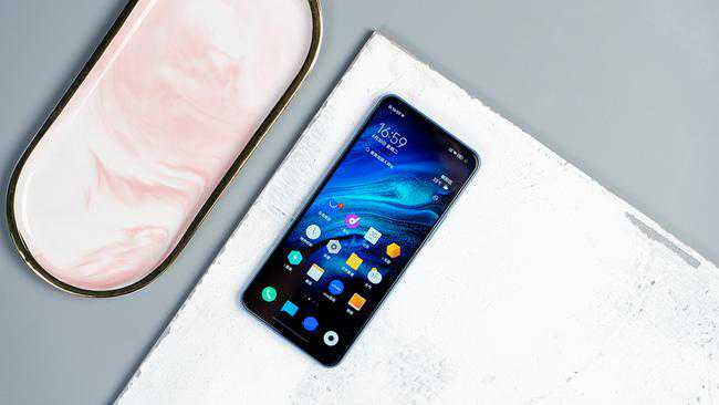 iQOO Z1x体验：5G+高刷+超长续航 1598元起的全能选手