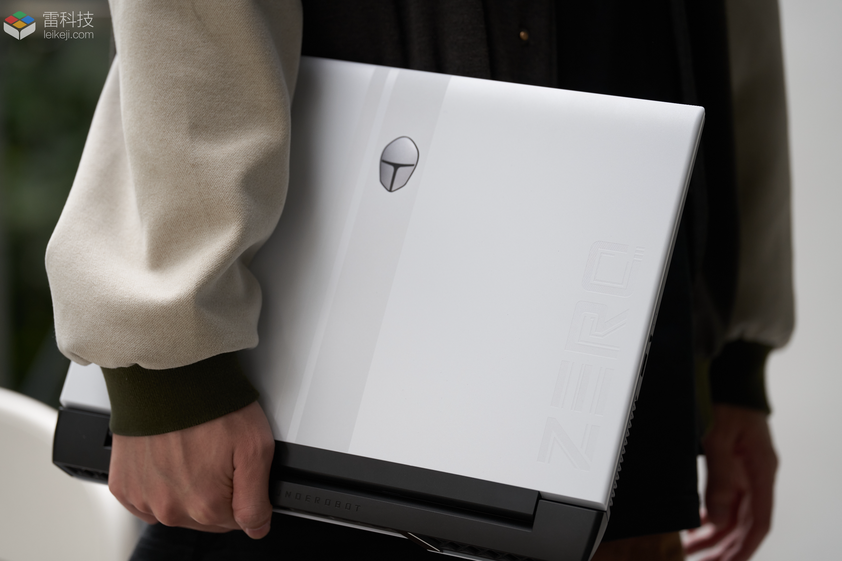 雷神ZERO 911深度体验：13代i9HX+4060真香本